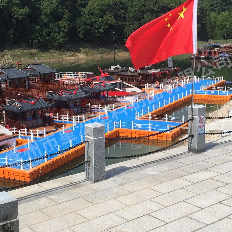 常州市星沙塑料制品有限公司客戶案例-湖南碼頭雙層畫舫2
