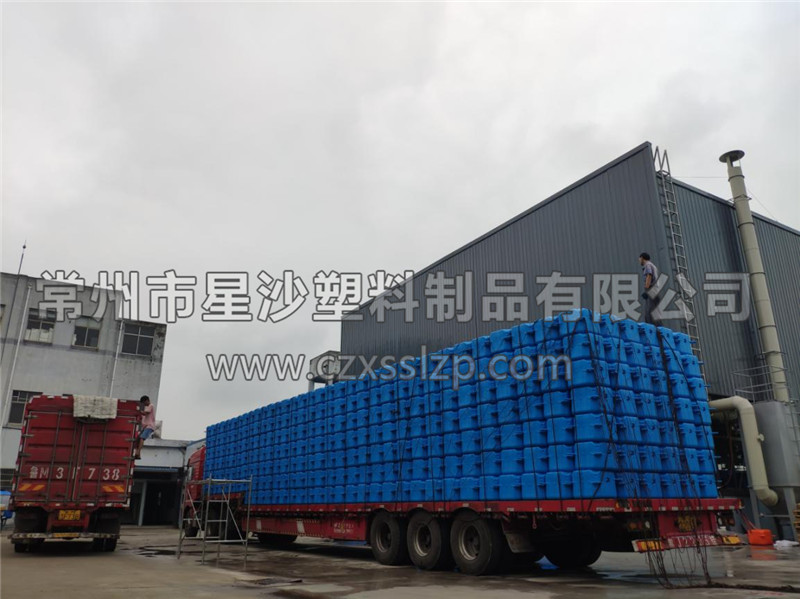 450平浮筒發(fā)往山東省濱州市應(yīng)用于某水庫(kù)碼頭浮橋工程7