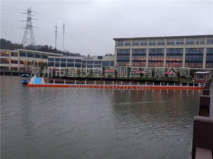 常州市星沙塑料制品有限公司客戶案例-江蘇南京水上平臺浮橋2